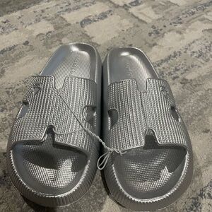 Rock & Candy Silver Women's Slippers